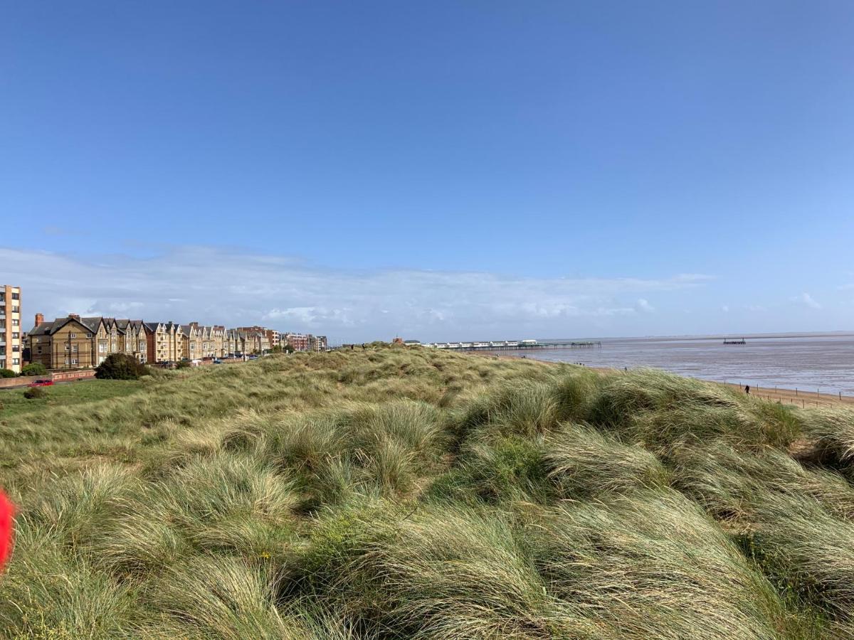 Beach Shore - Sea Views Lytham St Annes Extérieur photo